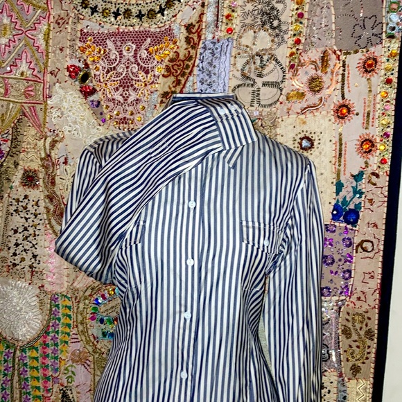 100% Silk 6 button 2 front button pockets - Picture 3 of 3